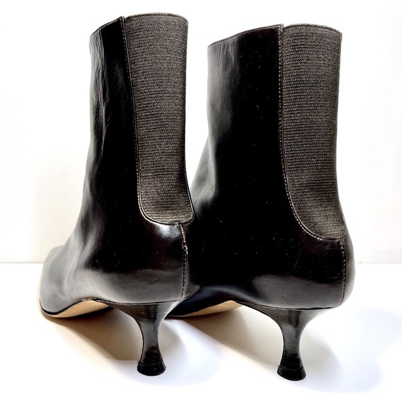 Manolo Blahnik Brown Leather Kitten Heel Booties 8 - Picture 7 of 11
